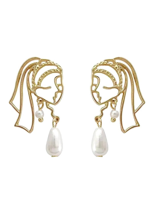 GIRL WITH THE PEARL EARRINGS