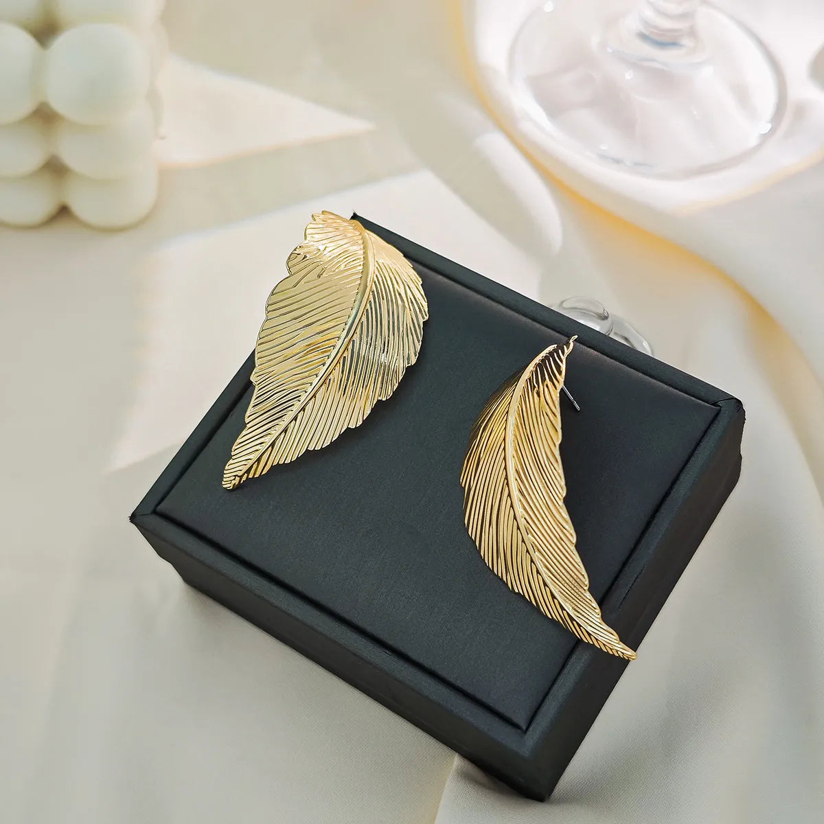 GOLD LEAF EARRINGS