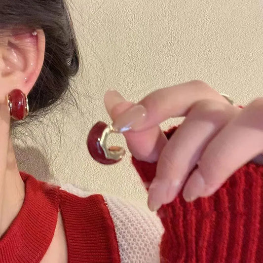C HOOP POST EARRINGS