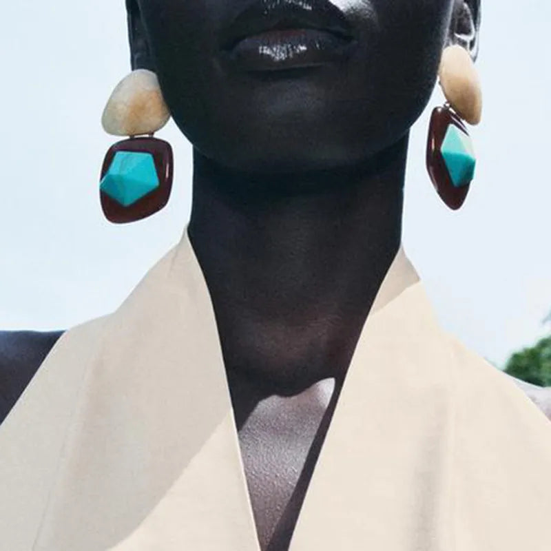 TRACY RESIN STATEMENT EARRINGS