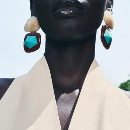 TRACY RESIN STATEMENT EARRINGS