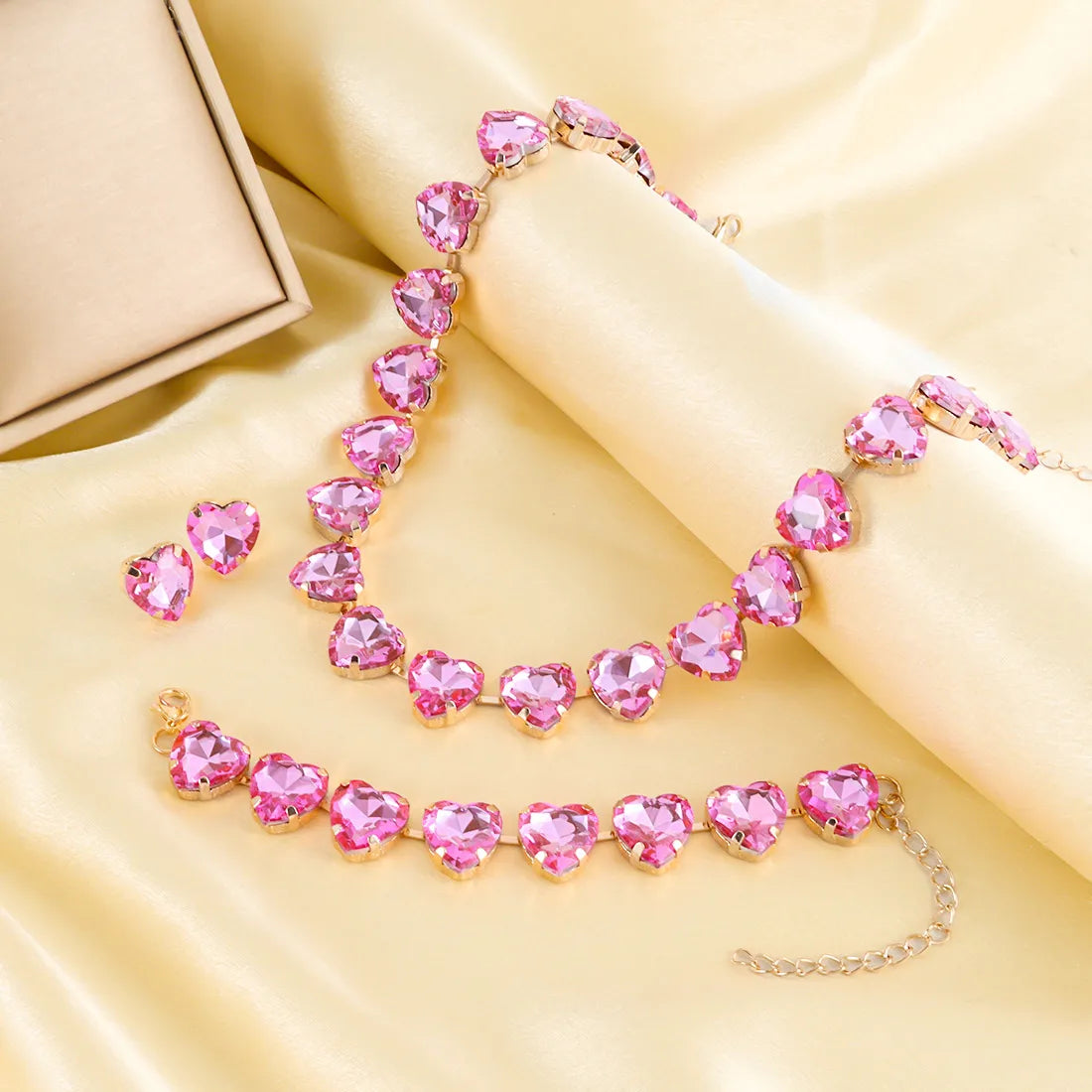 PINK FRIDAY NECKLACE SET